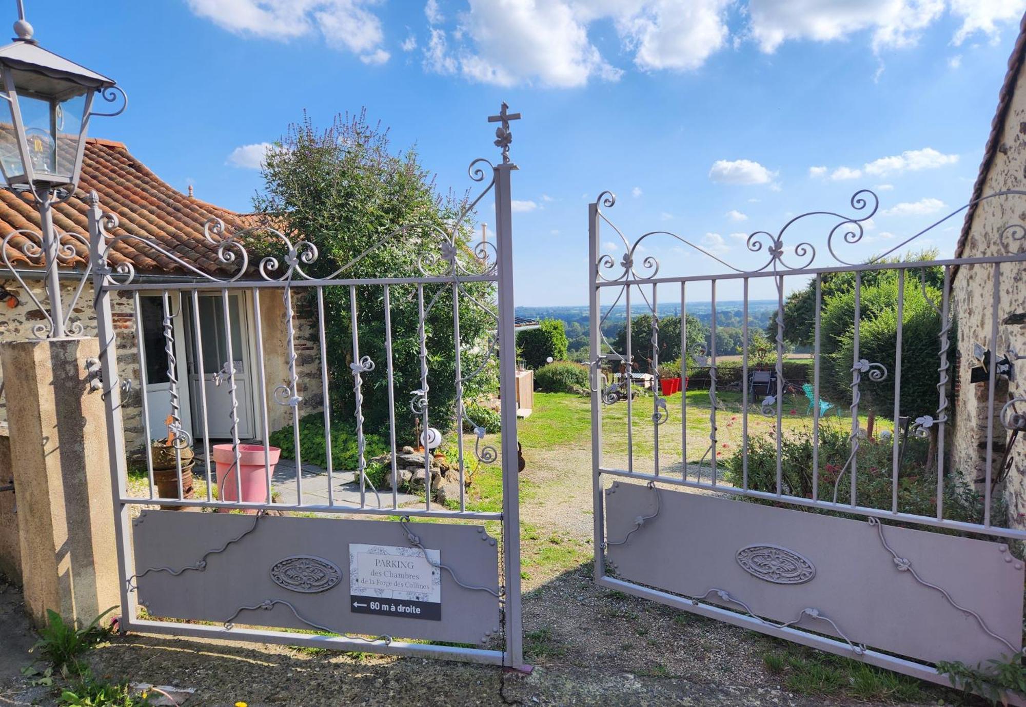 Les Chambres De La Forge Des Collines Les Herbiers Buitenkant foto